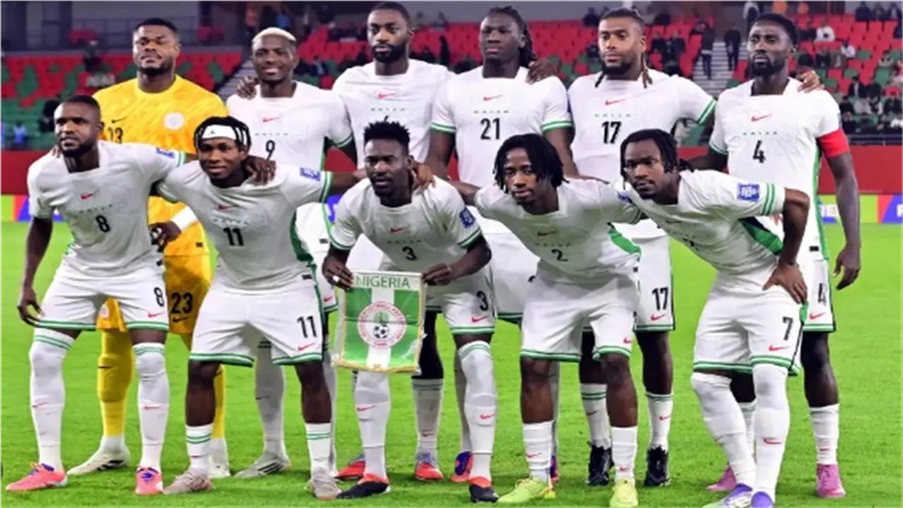 اللقاء المنتظر: نيجيريا تواجه تنزانيا اليوم في أمم أفريقيا 2025 وترددات الناقلة